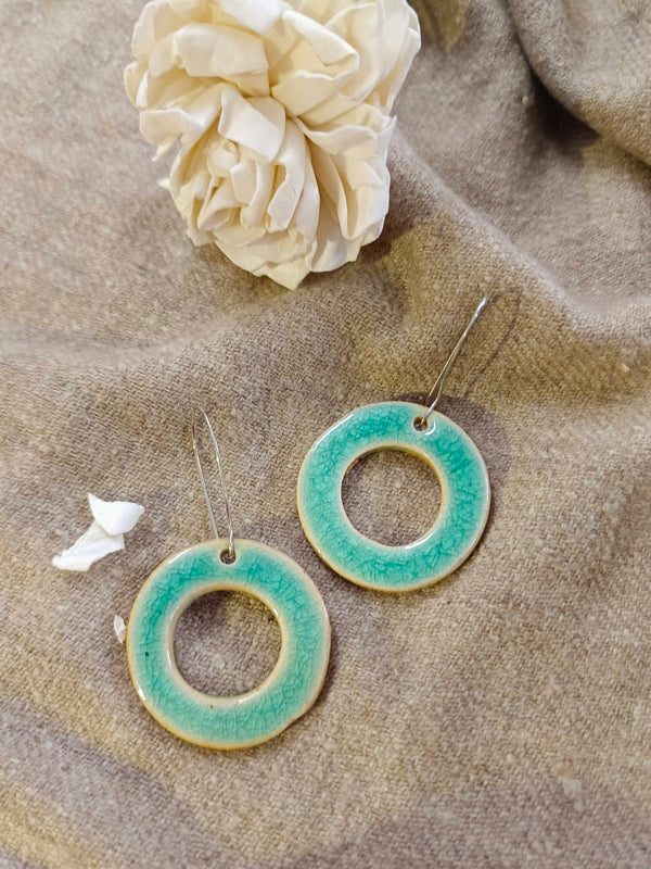 Miwa- light blue round