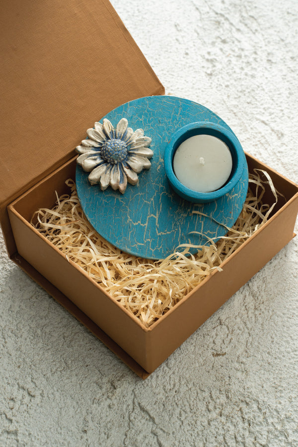 Azure Daisy Tealight Holder