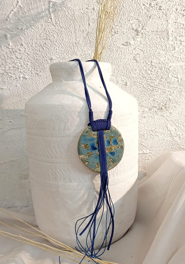 Raina - Light blue round