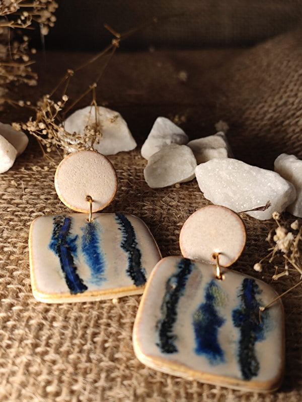 Ilaira - blue strips