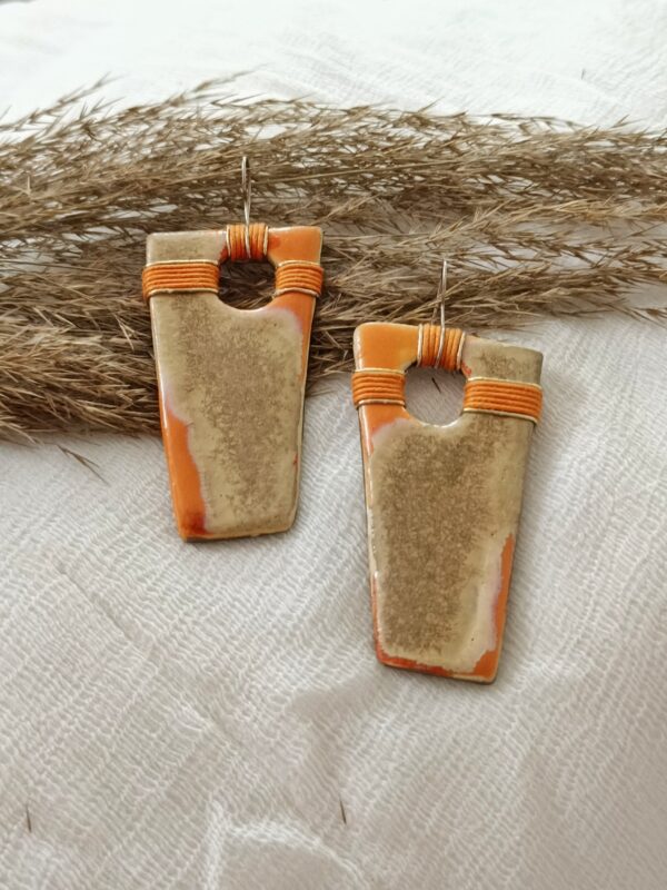 Rozzana - Orange and beige