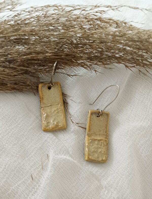 Rozzana - Beige texture